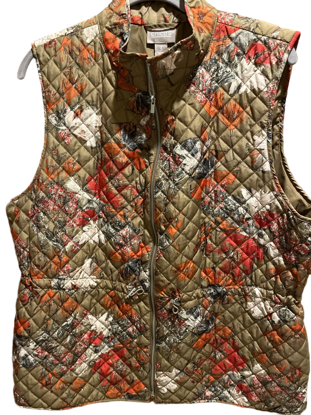 23. WOMENS CHICO’S 3/XL DETAIL VEST